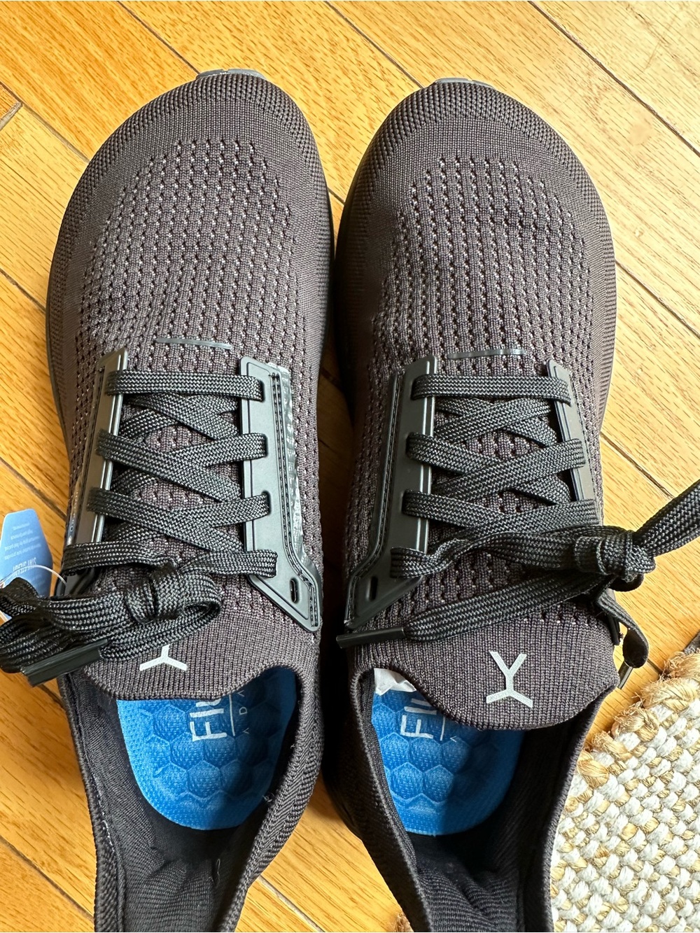 Flux Adapt Runner H2O Pro Black HP / M7.5 / W9 **Flawed** - Picture 4 of 5